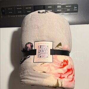 Victoria's Secret Pink and Cream Floral Throw